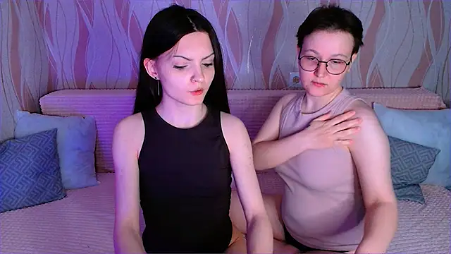  crazy baby  online show from 04-27-26, 07:45