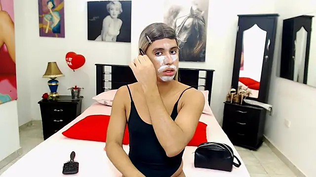 VeronicaReynolds online show from 12-18-24, 12:07