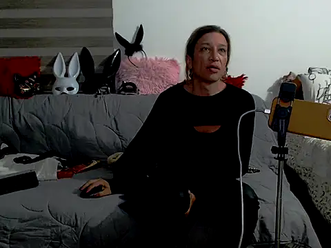 Gikitrans76 online show from 04-22-26, 03:42