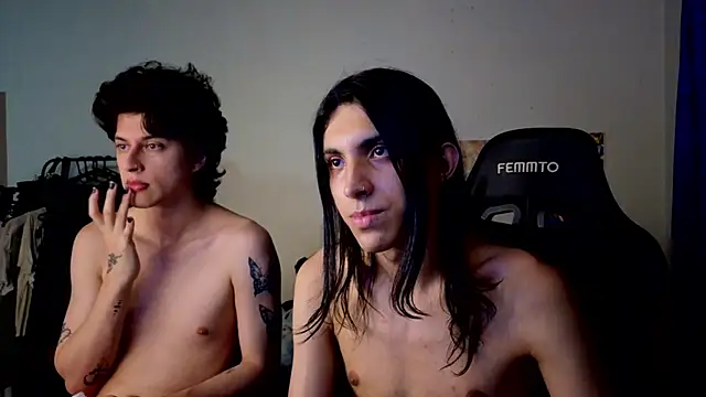 angelitofemboy online show from 11-04-25, 03:16