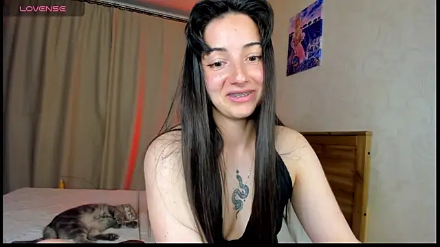 AishaGold online show from 06-19-26, 10:24