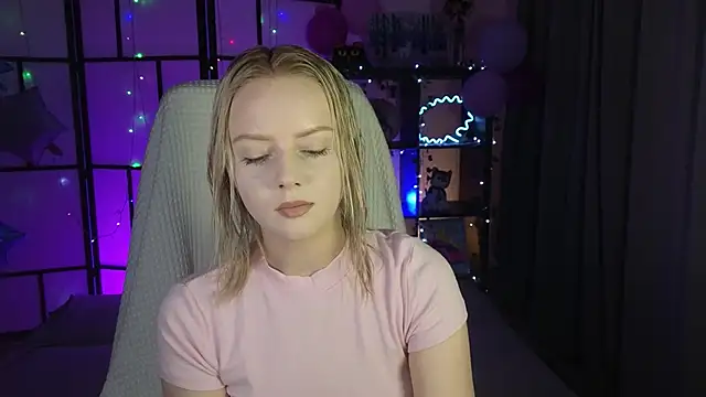 ImBonBon online show from 06-11-26, 02:00