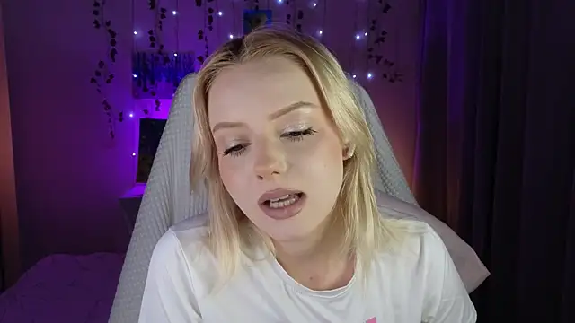 ImBonBon online show from 07-03-26, 10:49