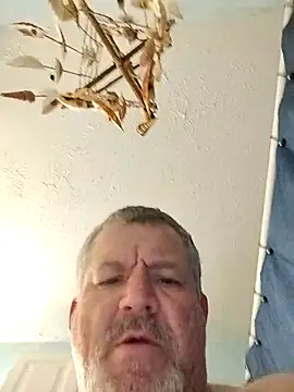 bigdoog8 online show from 04-13-26, 09:37