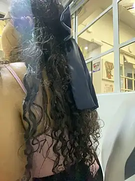 Snapshot of CurlyGirl_1 chatting on 12-07-24, 11:51 CurlyGirl 1 online show from 12-07-24, 11:51