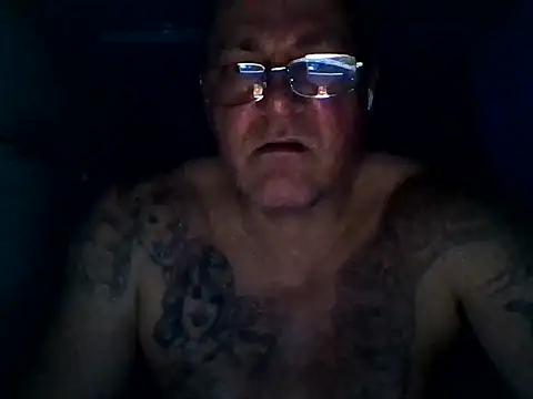 Snapshot of Kocio19688 chatting on 10-12-25, 12:42 Kocio19688 online show from 10-12-25, 12:42