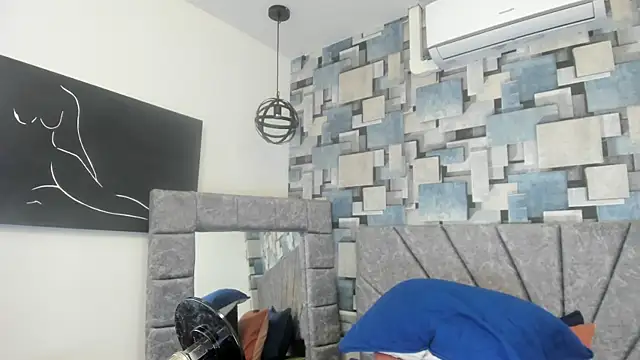 angel dthroatt online show from 07-25-26, 12:03