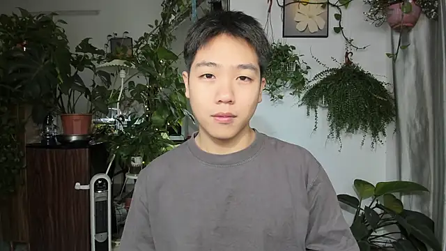 Oliver Nl online show from 04-04-26, 04:11