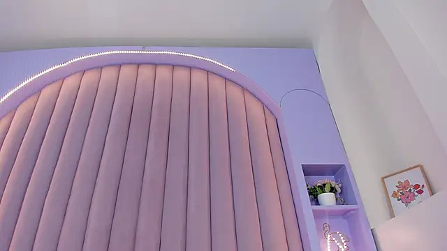 CristalCornner  online show from 03-22-25, 07:53