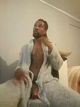 Snapshot of koolbend chatting on 09-22-25, 05:09 koolbend online show from 09-22-25, 05:09