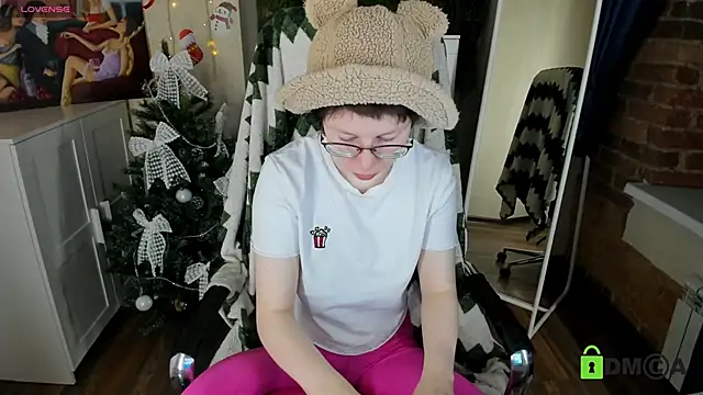 Melissa Wells online show from 12-19-25, 08:27