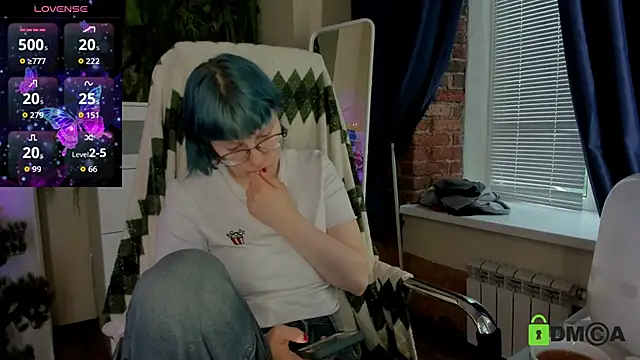 Snapshot of Melissa_Wells chatting on 05-16-26, 12:18 Melissa Wells online show from 05-16-26, 12:18