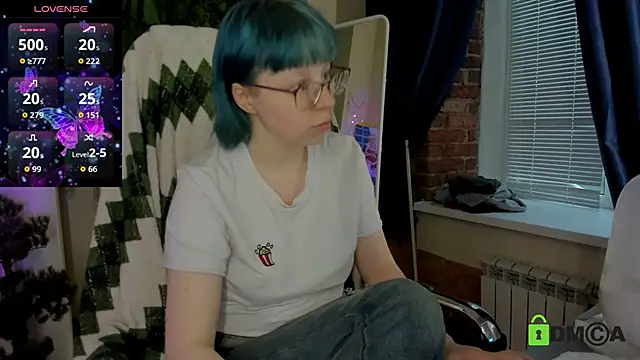 Snapshot of Melissa_Wells chatting on 05-16-26, 12:29 Melissa Wells online show from 05-16-26, 12:29