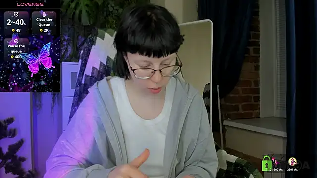 Snapshot of Melissa_Wells chatting on 05-23-26, 10:14 Melissa Wells online show from 05-23-26, 10:14