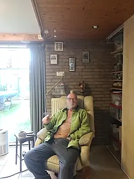 Snapshot of sperpa chatting on 02-26-26, 08:24 sperpa online show from 02-26-26, 08:24