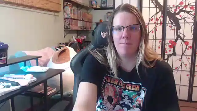 Sarahtineke online show from 03-02-26, 12:24