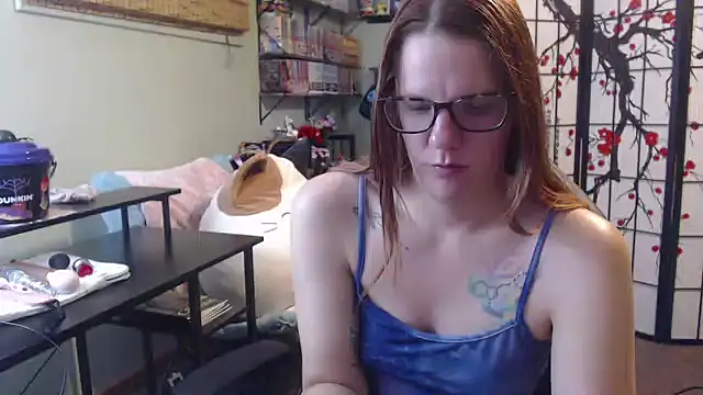 Sarahtineke online show from 07-25-26, 04:26