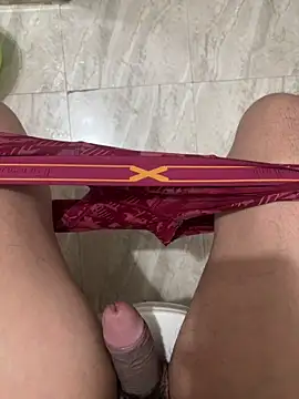 hitlar1026 online show from 11-27-25, 04:31