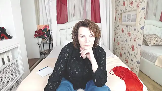Snapshot of AmiHotGranny chatting on 07-20-26, 12:29 AmiHotGranny online show from 07-20-26, 12:29