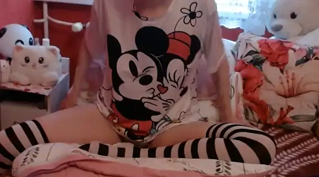 Snapshot of lovely_nekochan chatting on 03-03-25, 06:59 lovely nekochan online show from 03-03-25, 06:59