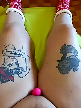 Snapshot of Hotsereia chatting on 12-08-24, 03:02 Hotsereia online show from 12-08-24, 03:02