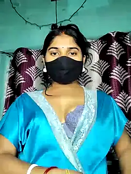 Snapshot of Luv_Adite20 chatting on 02-28-25, 05:26 Luv Adite20 online show from 02-28-25, 05:26