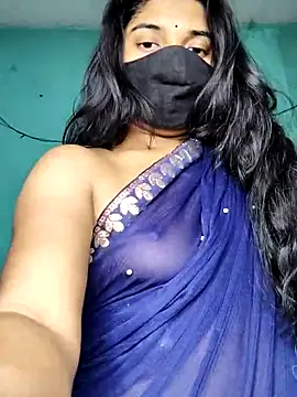 Snapshot of Luv_Adite20 chatting on 03-06-25, 05:14 Luv Adite20 online show from 03-06-25, 05:14