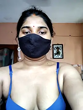 Snapshot of Luv_Adite20 chatting on 09-09-25, 05:18 Luv Adite20 online show from 09-09-25, 05:18