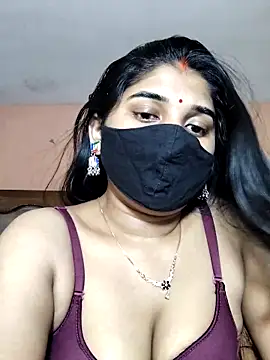 Snapshot of Luv_Adite20 chatting on 10-28-25, 07:05 Luv Adite20 online show from 10-28-25, 07:05