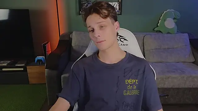 TeddyLiLboy online show from 11-13-25, 04:06