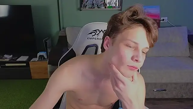 TeddyLiLboy online show from 12-19-25, 06:37