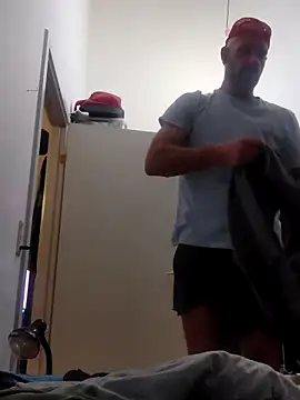 eltoulou online show from 02-17-25, 05:10