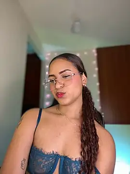 gretta kler1 online show from 12-25-24, 02:03