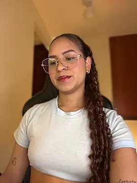 gretta kler1 online show from 01-14-25, 03:15