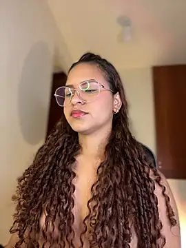 gretta kler1 online show from 01-15-25, 04:54