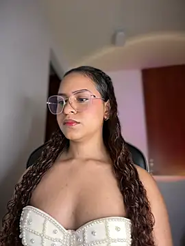 gretta kler1 online show from 02-15-25, 01:42