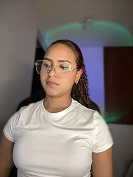 gretta kler1 online show from 03-12-25, 02:20