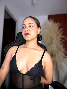 gretta kler1 online show from 09-19-25, 10:49