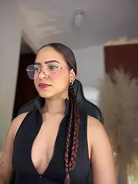 gretta kler1 online show from 06-23-26, 10:41