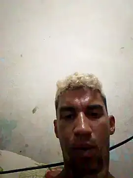 Snapshot of fieltoprj1 chatting on 01-05-25, 05:09 fieltoprj1 online show from 01-05-25, 05:09