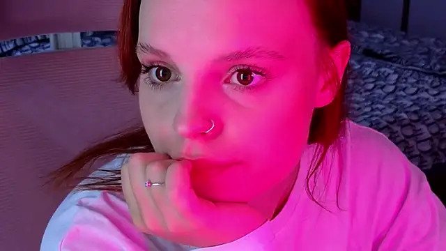 KristiRosee online show from 06-10-26, 03:39