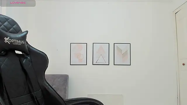 natalia curvy1 online show from 03-26-26, 05:51