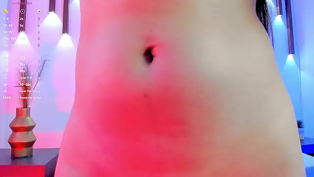 Snapshot of megan_cooper28 chatting on 03-21-25, 10:28 megan cooper28 online show from 03-21-25, 10:28