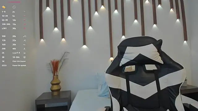 Snapshot of megan_cooper28 chatting on 11-01-25, 07:38 megan cooper28 online show from 11-01-25, 07:38