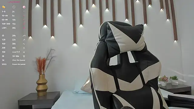 Snapshot of megan_cooper28 chatting on 11-08-25, 12:16 megan cooper28 online show from 11-08-25, 12:16