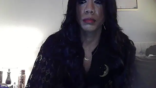 Snapshot of CaramelDipper chatting on 02-06-25, 05:25 CaramelDipper online show from 02-06-25, 05:25