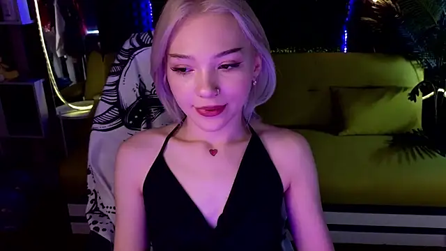 SandraBoyl online show from 01-19-25, 04:44