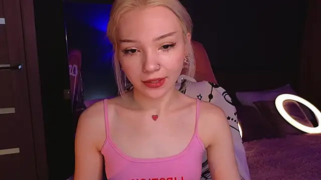 SandraBoyl online show from 01-20-25, 01:18