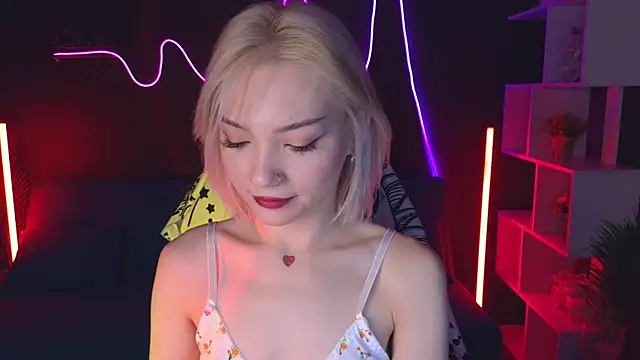 SandraBoyl online show from 01-22-25, 01:20