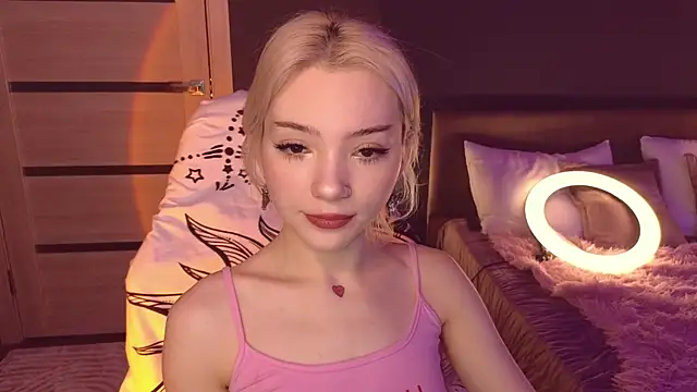 SandraBoyl online show from 02-04-25, 01:13